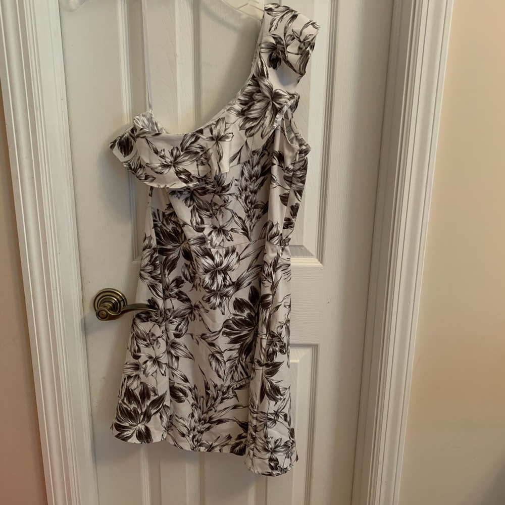 Banana republic floral one shoulder dress NWT